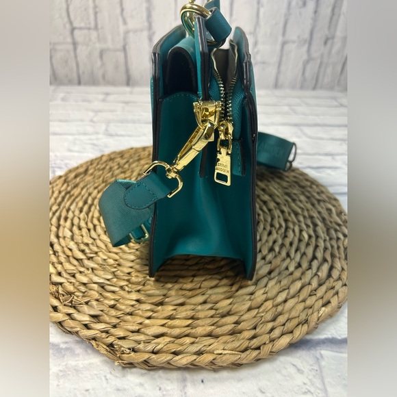 NWOT Steve Madden Turquoise Crossbody Bag - Picture 4 of 11